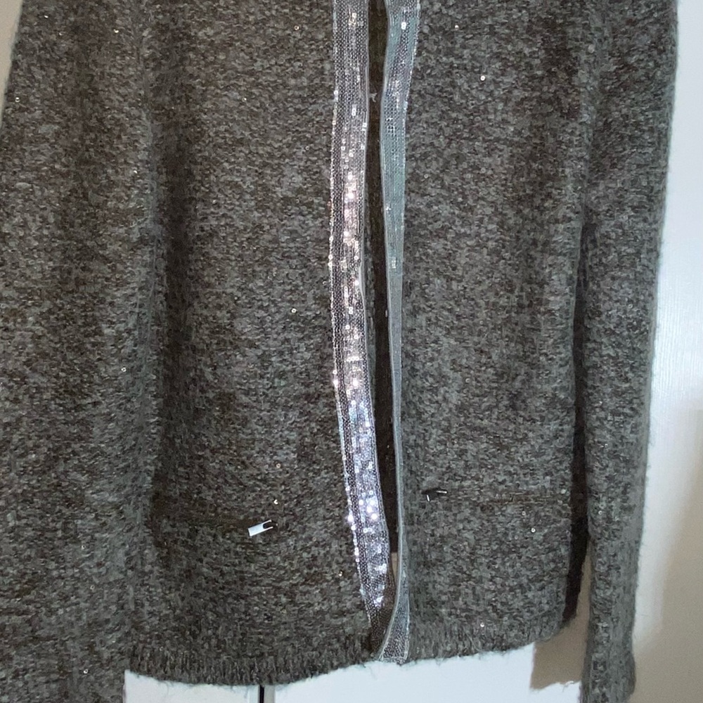 Banana Republic Cardigan Grey XL Merino Wool Blend Hook Closure Sequins GUC AA07 - Picture 5 of 7